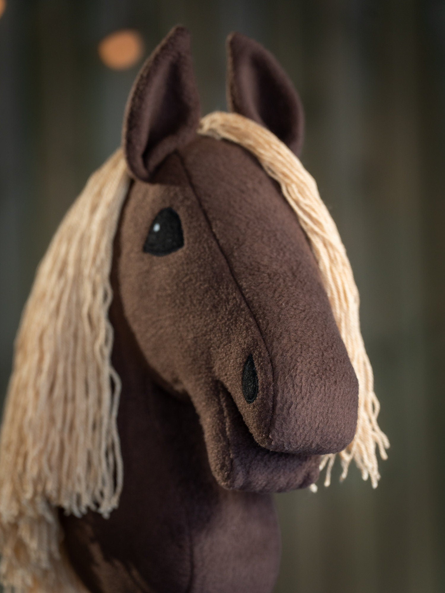 Brown Hobby Horse A3 – Handmade Stick Horse with Halter & Caramel-Colored Mane