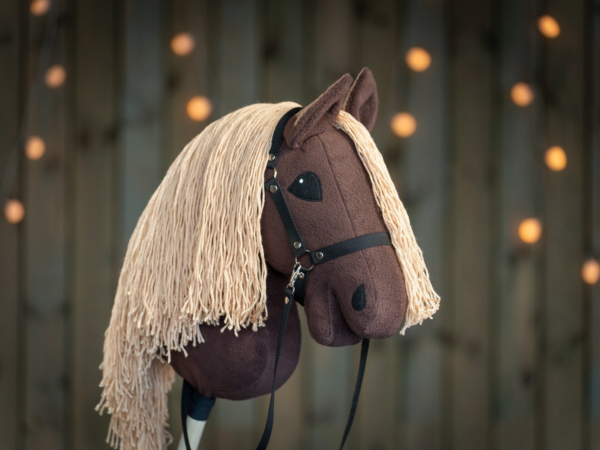 Brown Hobby Horse A3 – Handmade Stick Horse with Halter & Caramel-Colored Mane