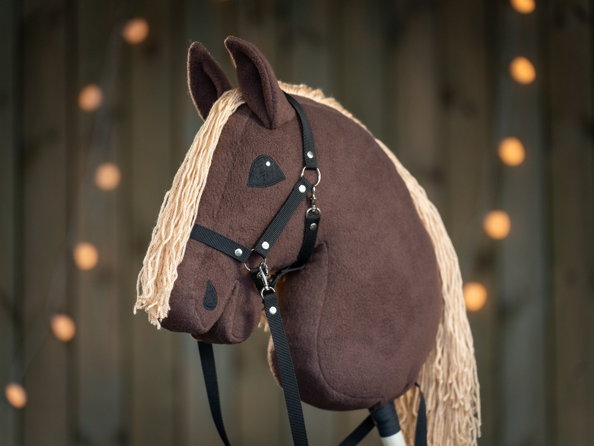 Brown Hobby Horse A3 – Handmade Stick Horse with Halter & Caramel-Colored Mane