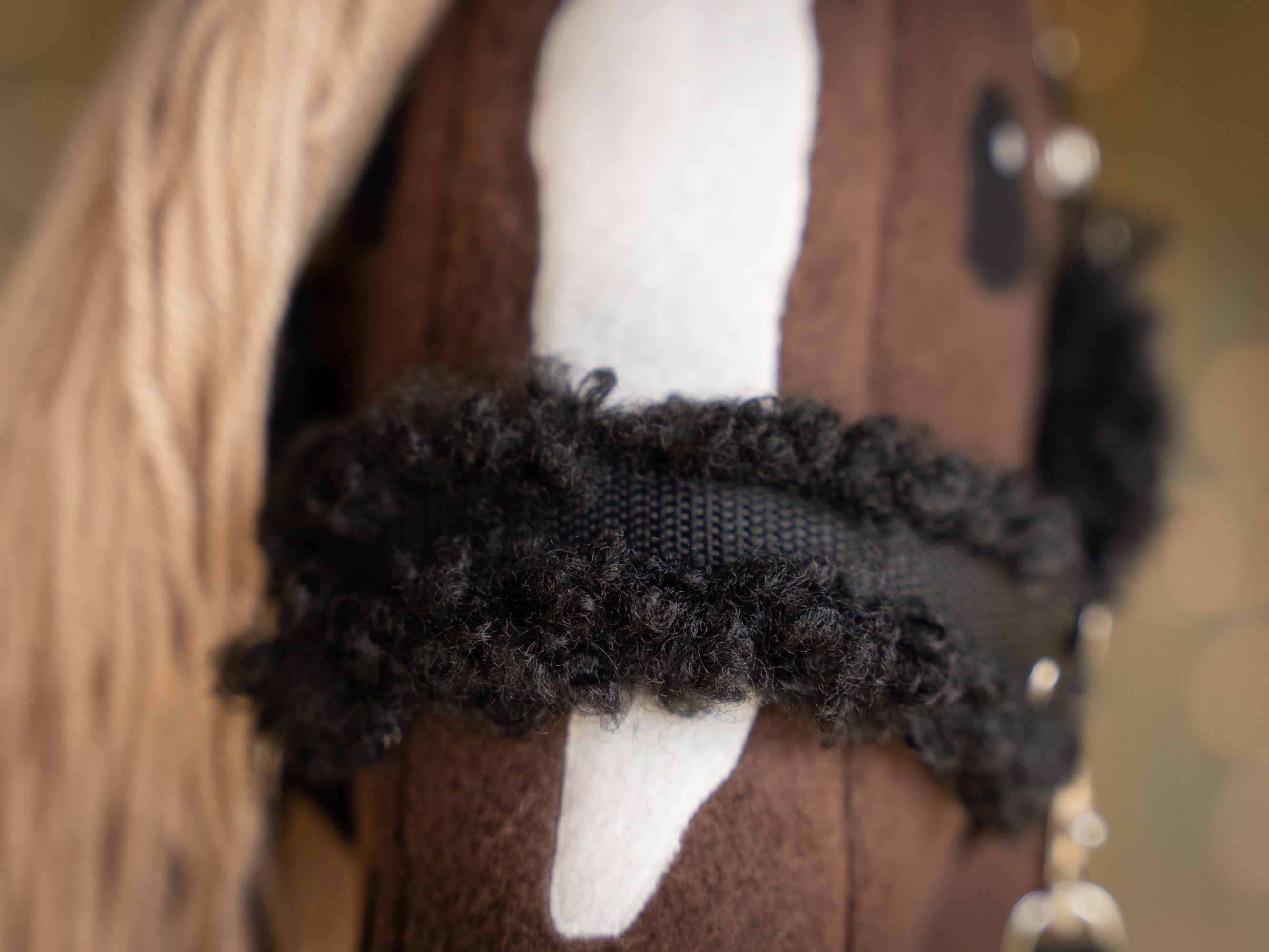 Adjustable Black Fur Halter & Reins for A3 Hobbyhorse – Soft, Stylish & Comfortable