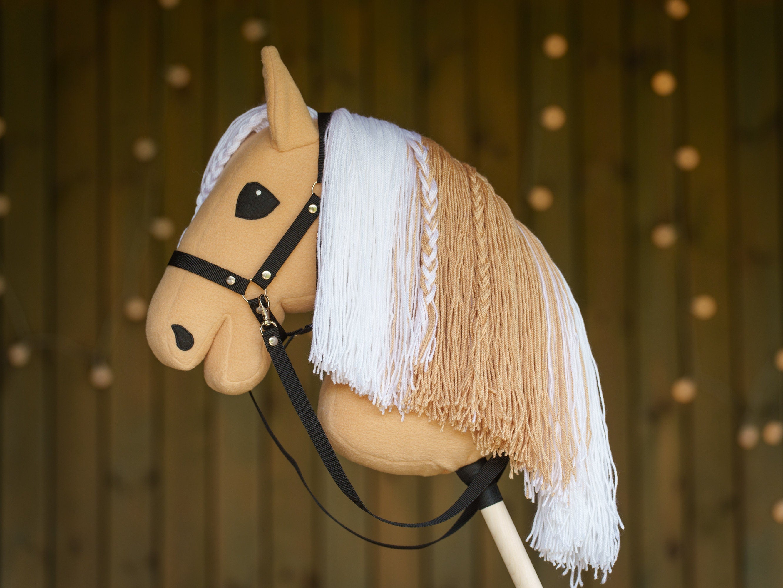 Palomino Hobbyhorse with Halter – Handmade A3 Stick Horse | Two-Color Yarn Mane