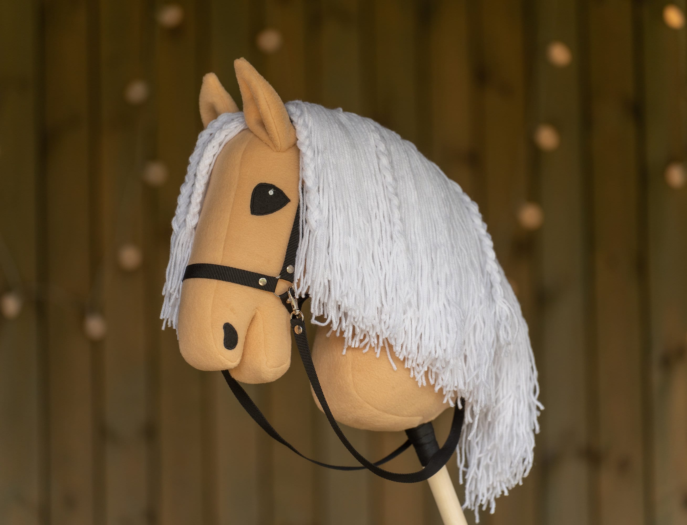 Palomino Hobbyhorse – A3 Size | Hobby Horse with White Mane & Halter | Handmade Horse on Stick