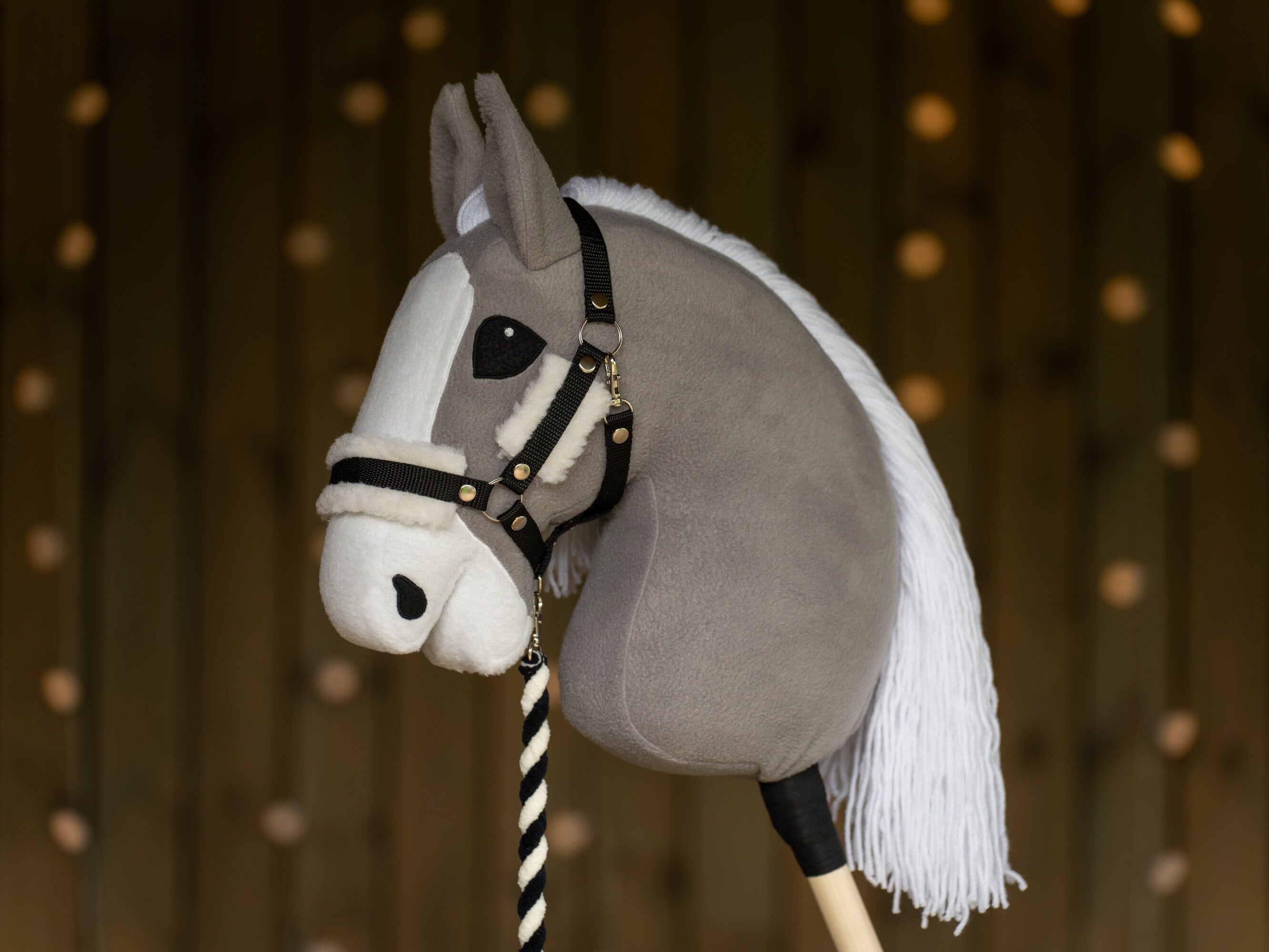 Hobbyhorse Halter with Soft cream Fur – Fits A3 & A4 Hobbyhorses