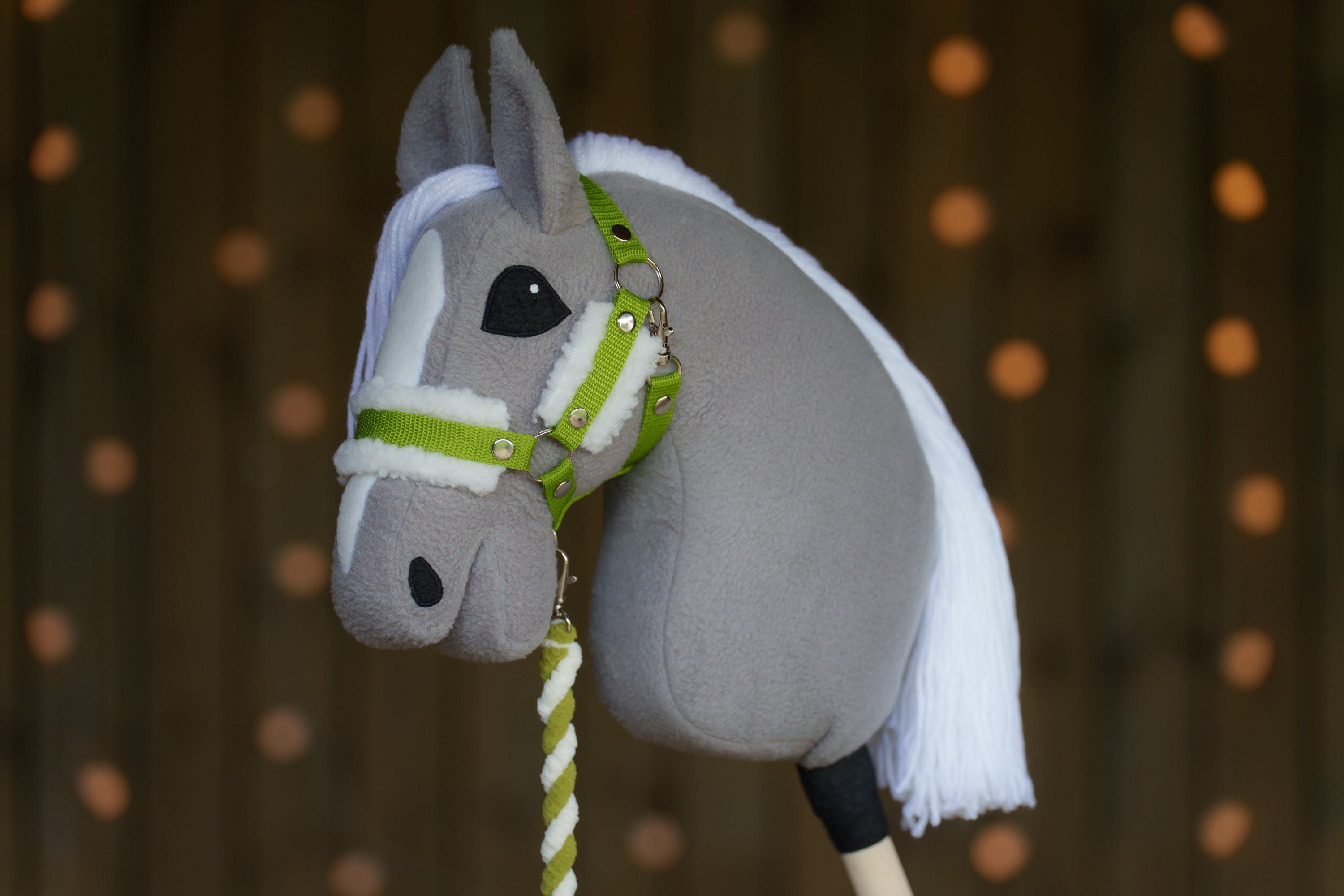 Hobbyhorse Halter with Soft Cream Fur – Fits A3 & A4 Hobbyhorses