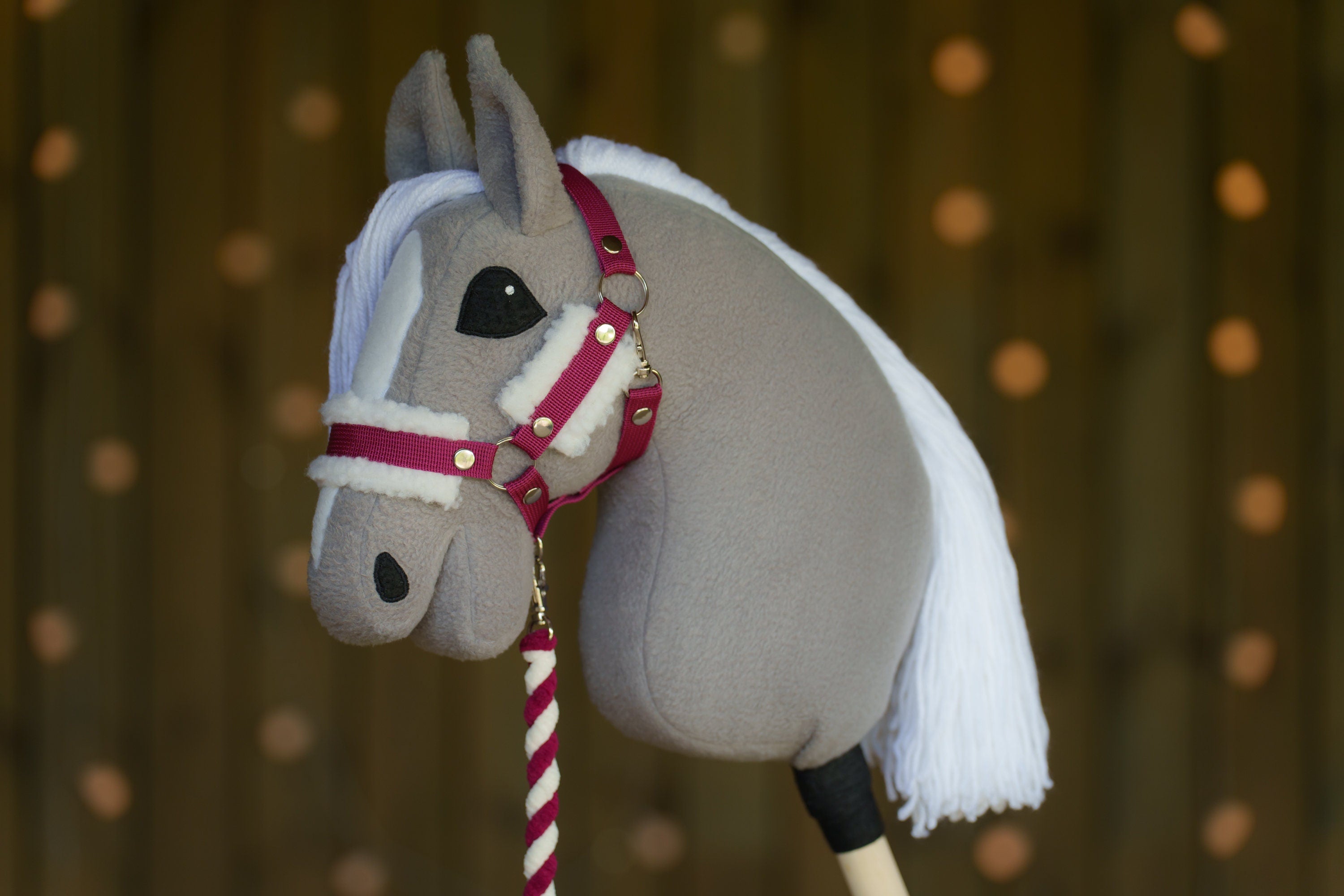 Hobbyhorse Halter with Soft Cream Fur – Fits A3 & A4 Hobbyhorses
