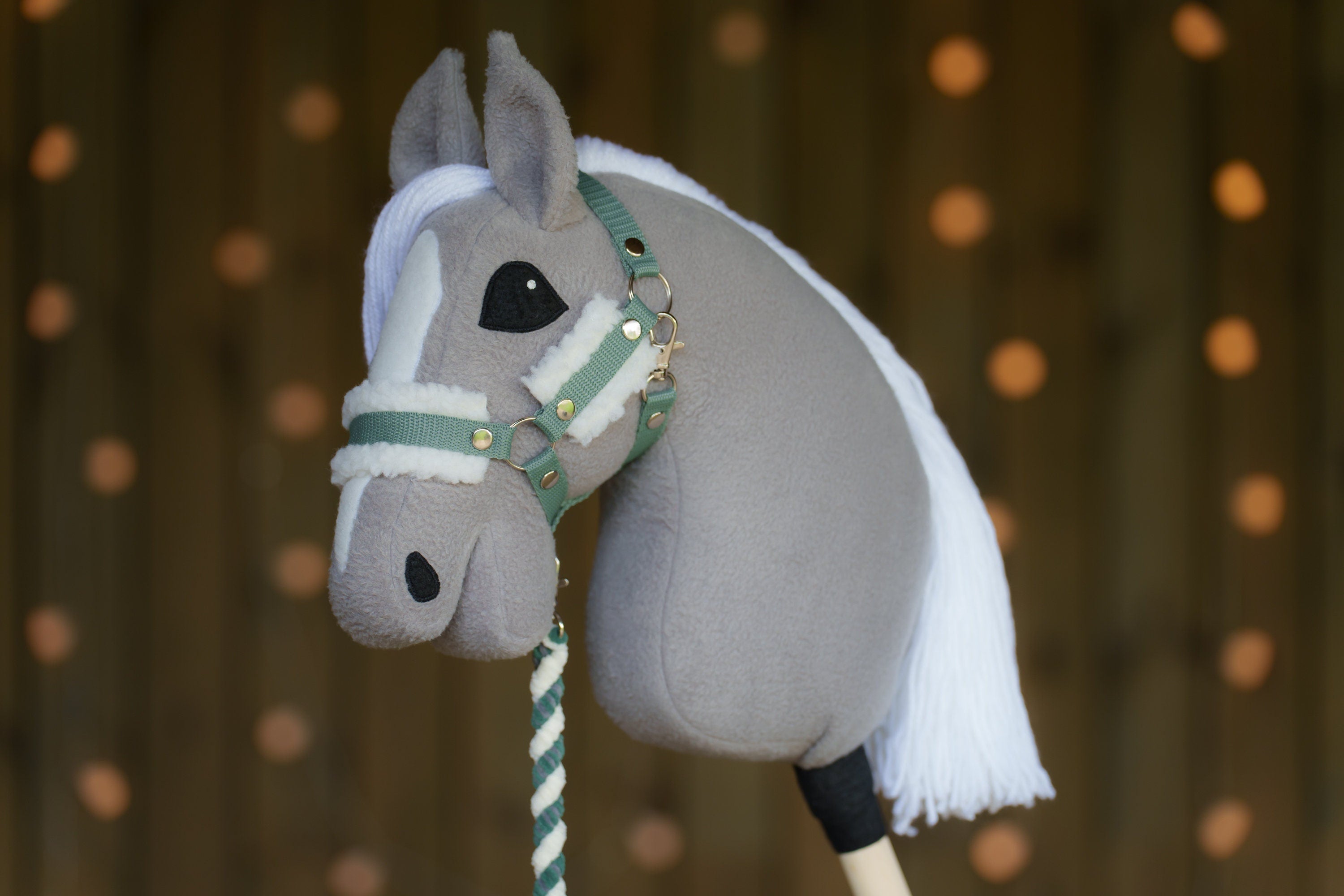 Hobbyhorse Halter with Soft Cream Fur – Fits A3 & A4 Hobbyhorses