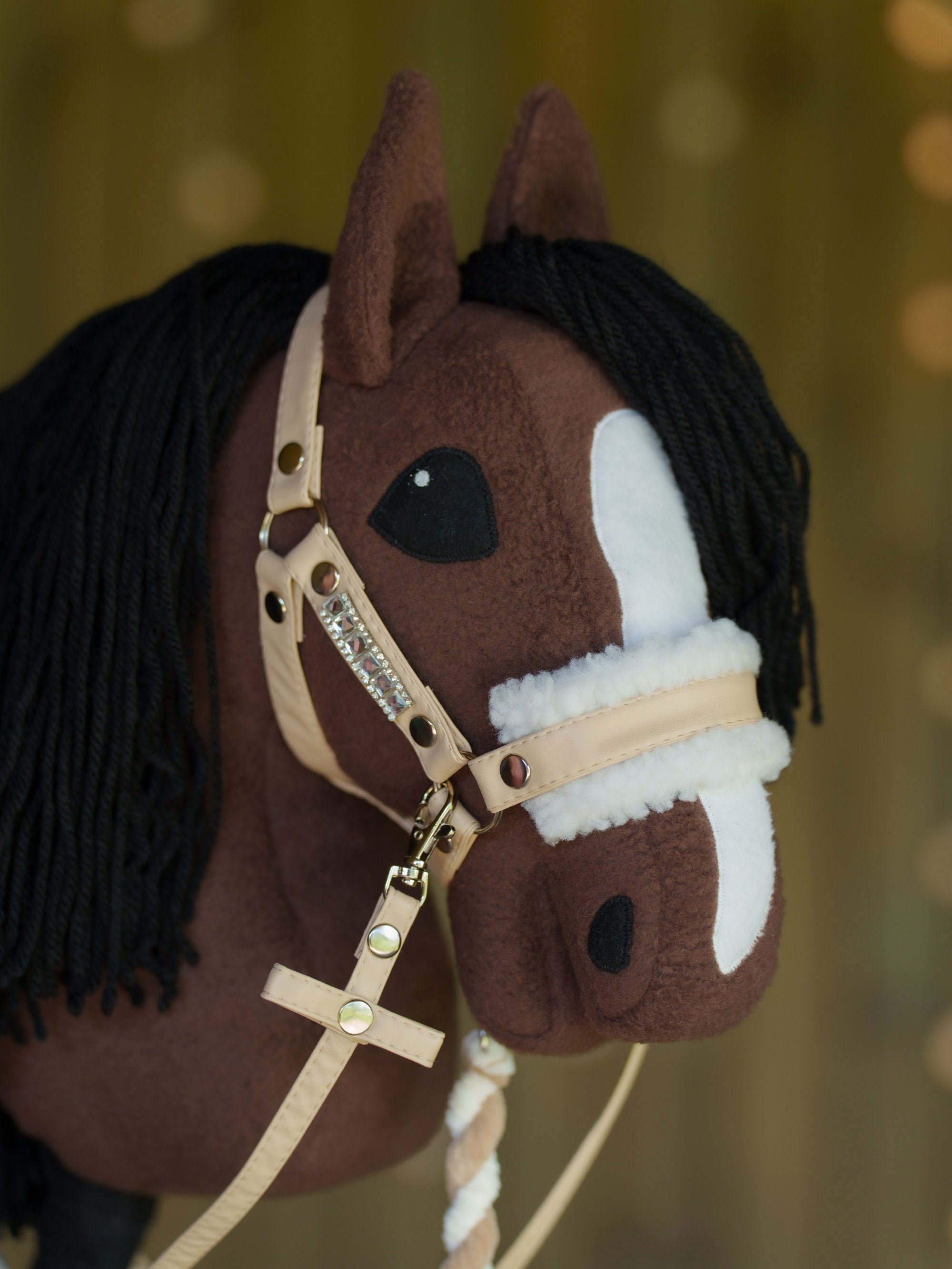 Faux Leather Hobbyhorse Halter with Rhinestones & Cream Fur – Fits A3 or A4 Sizes