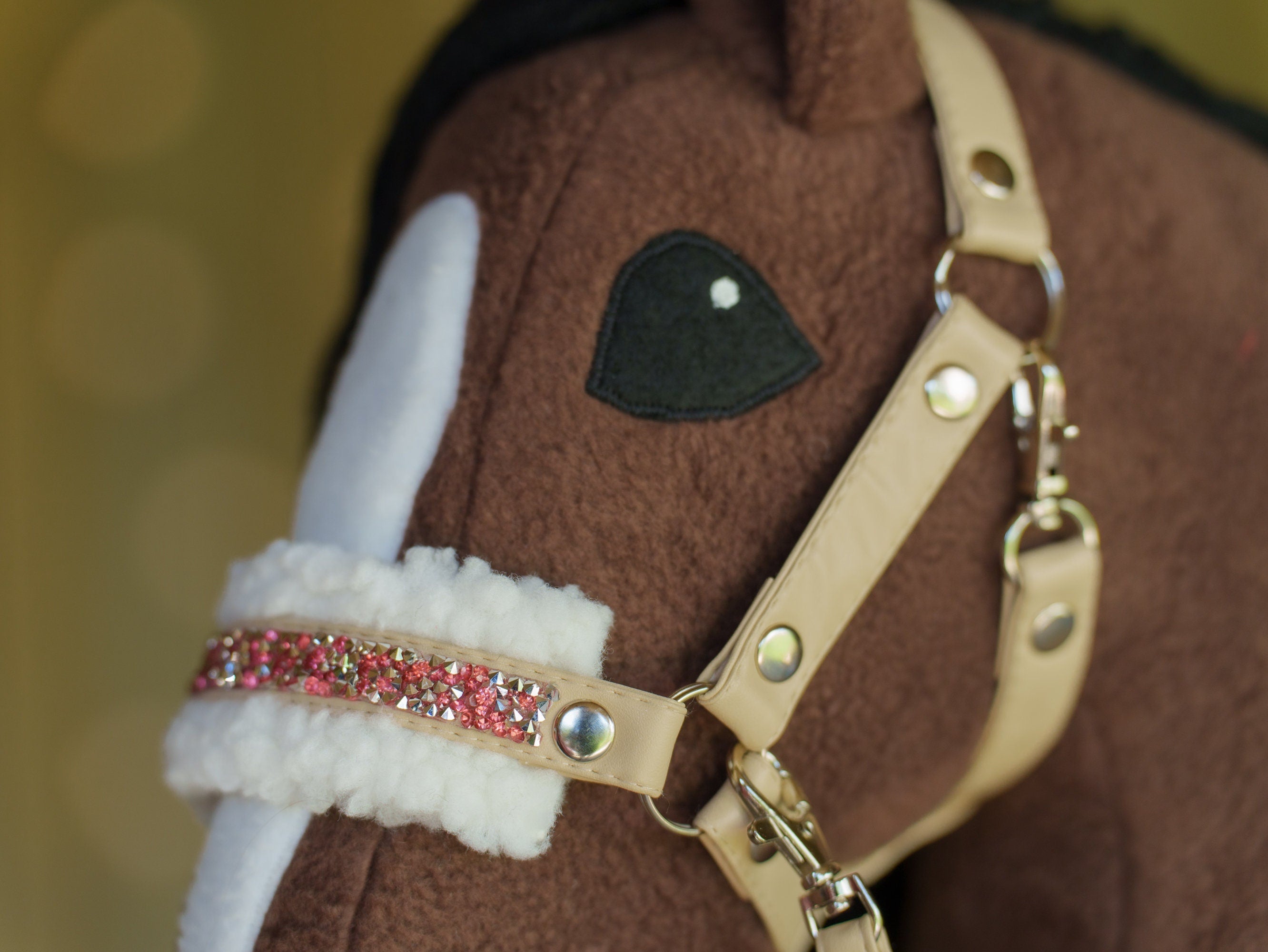 Faux Leather Hobbyhorse Halter with Rhinestones & Cream Fur – Fits A3 or A4 Sizes