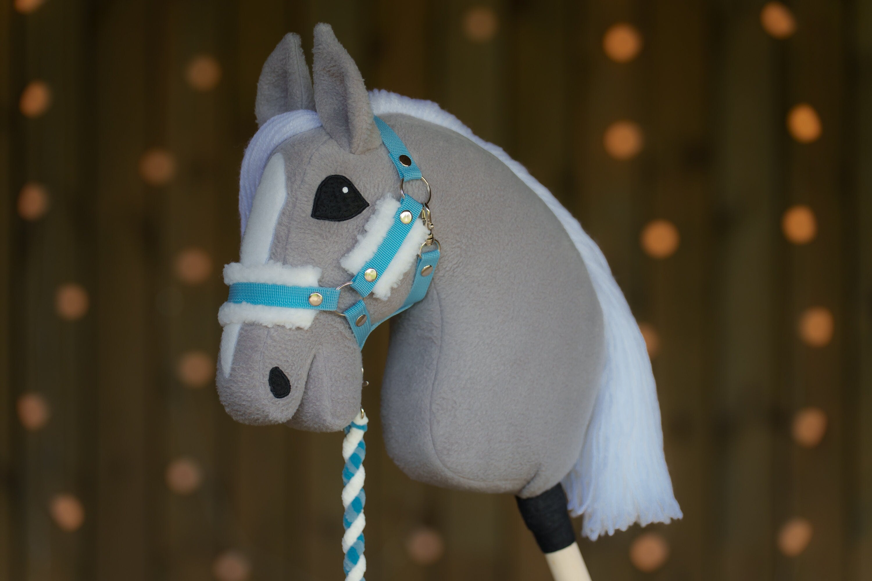 Hobbyhorse Halter with Soft Cream Fur – Fits A3 & A4 Hobbyhorses