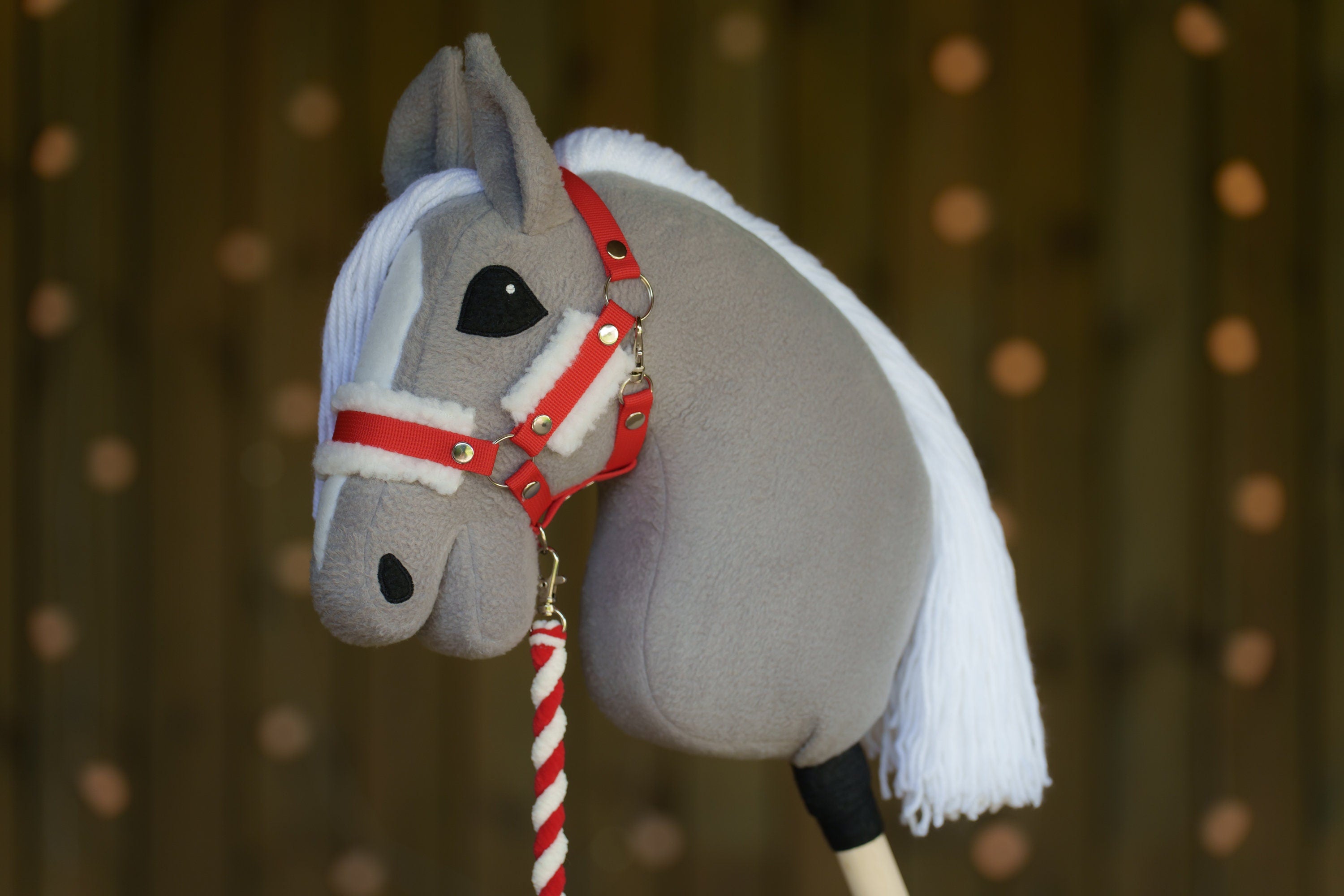 Hobbyhorse Halter with Soft Cream Fur – Fits A3 & A4 Hobbyhorses