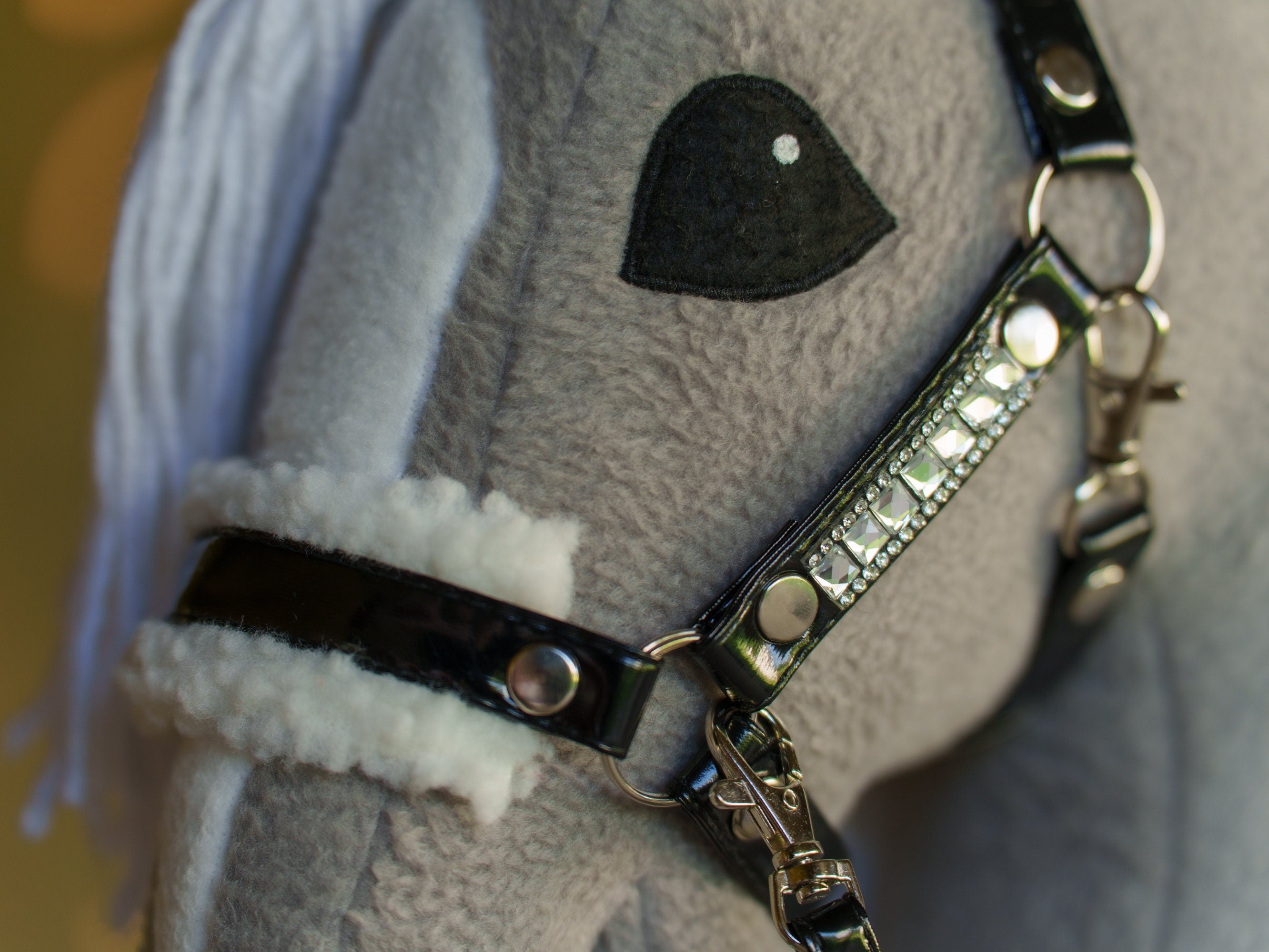 Shiny Black Faux Leather Hobbyhorse Halter with Rhinestones & Cream Fur – Fits A3 or A4 Sizes