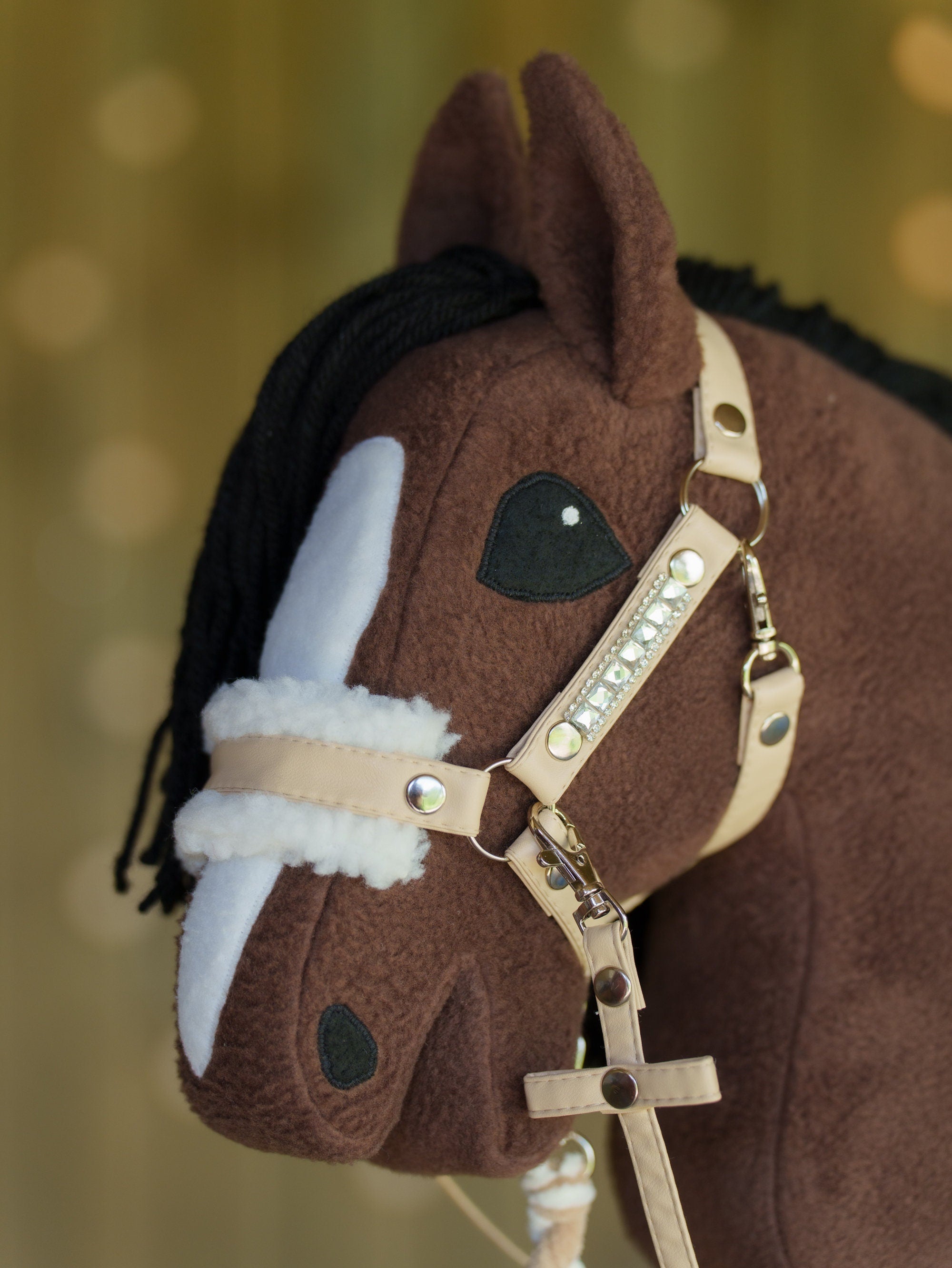Faux Leather Hobbyhorse Halter with Rhinestones & Cream Fur – Fits A3 or A4 Sizes