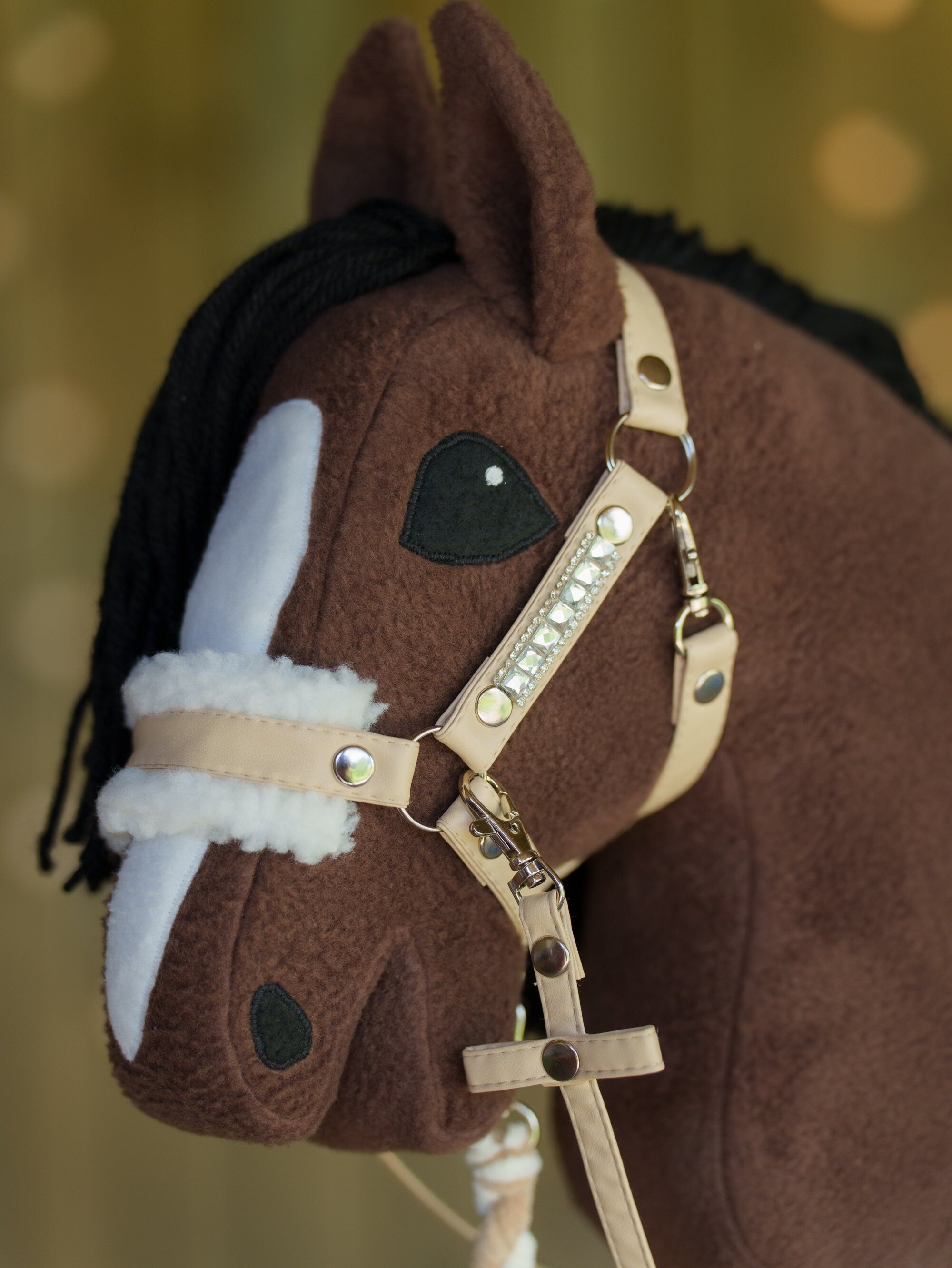 Faux Leather Hobbyhorse Halter with Rhinestones & Cream Fur – Fits A3 or A4 Sizes