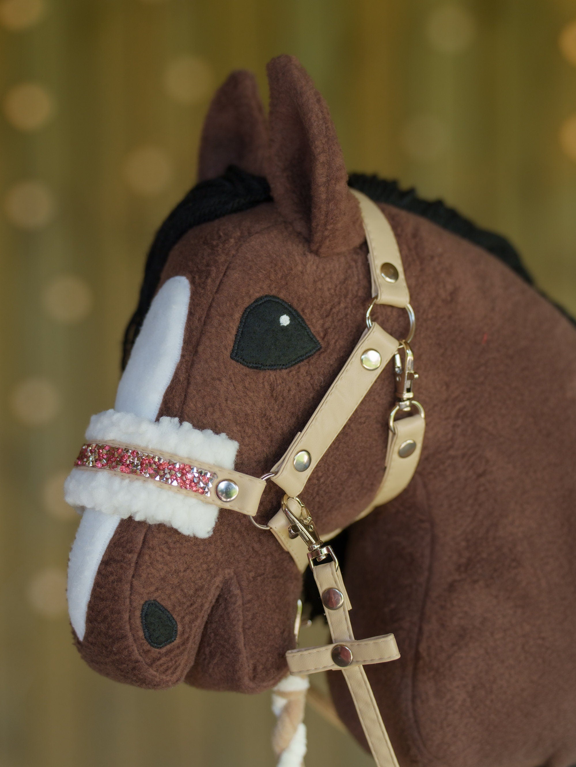 Faux Leather Hobbyhorse Halter with Rhinestones & Cream Fur – Fits A3 or A4 Sizes
