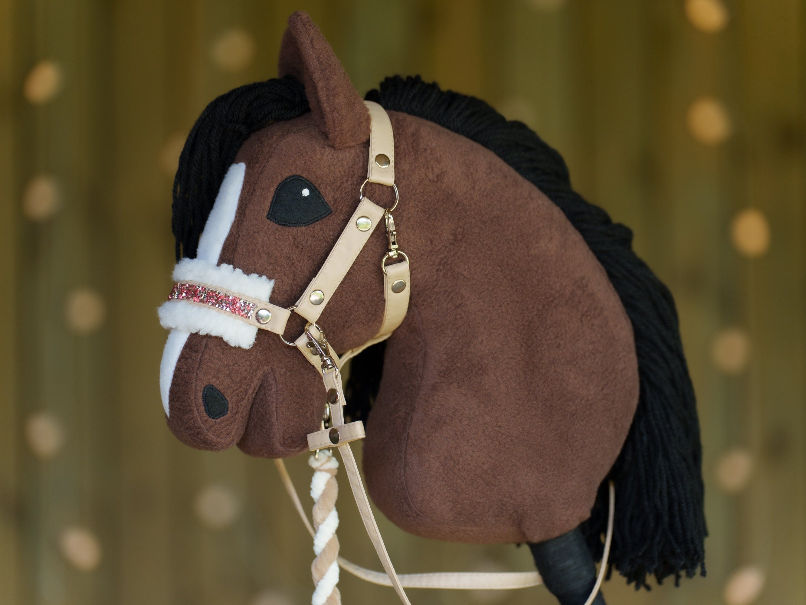 Faux Leather Hobbyhorse Halter with Rhinestones & Cream Fur – Fits A3 or A4 Sizes