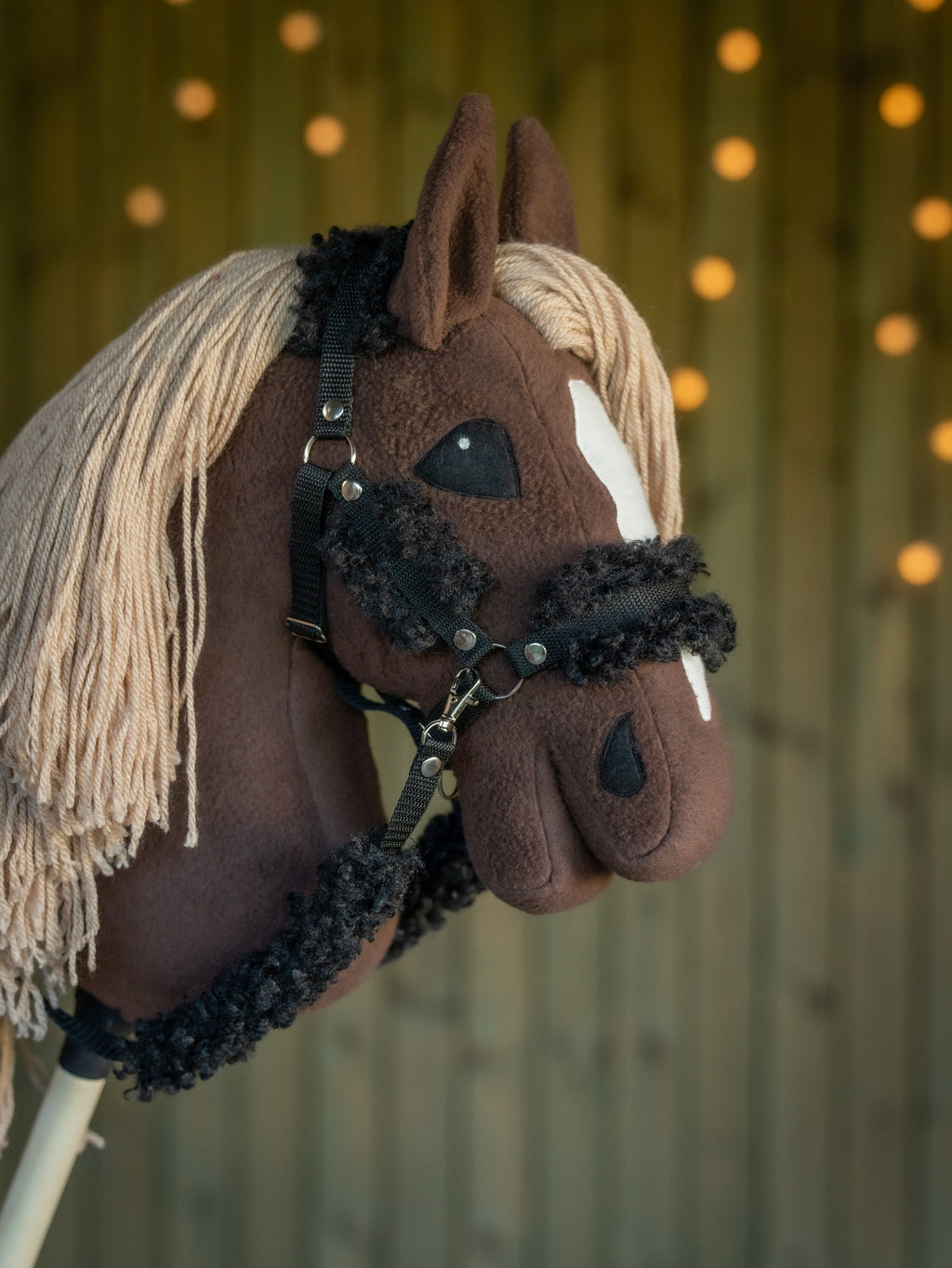 Adjustable Black Fur Halter & Reins for A3 Hobbyhorse – Soft, Stylish & Comfortable