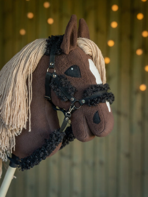 Adjustable Black Fur Halter & Reins for A3 Hobbyhorse – Soft, Stylish & Comfortable