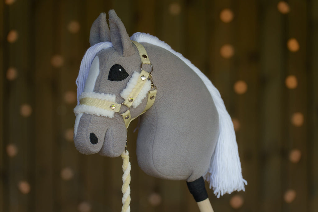 Hobbyhorse Halter with Soft Cream Fur – Fits A3 & A4 Hobbyhorses
